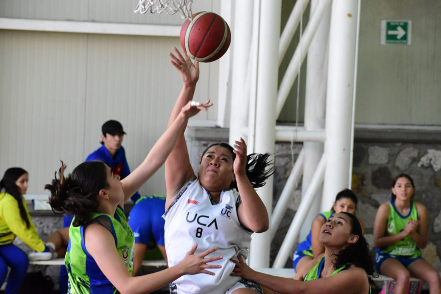 Fin de semana de contrastes para la UCA Femenil en la Liga ABE