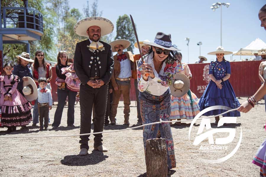 Homenajearon a don Carlos Humberto González Pérez en la ceremonia de inauguración de la primera fase del Estatal Charro 2024