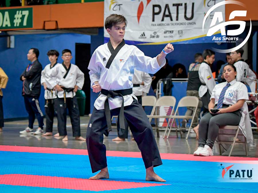 Obed Martínez Medina obtuvo 2 bronces en el President's Cup de taekwondo en Costa Rica