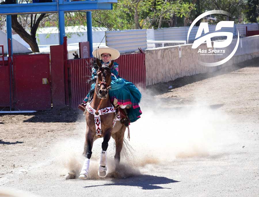 Herencia Charra Juvenil dominó el Estatal