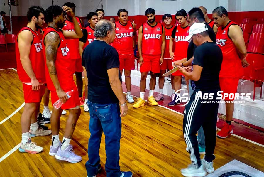 Gallos disputó su primer juego de pretemporada en Pabellón de Arteaga