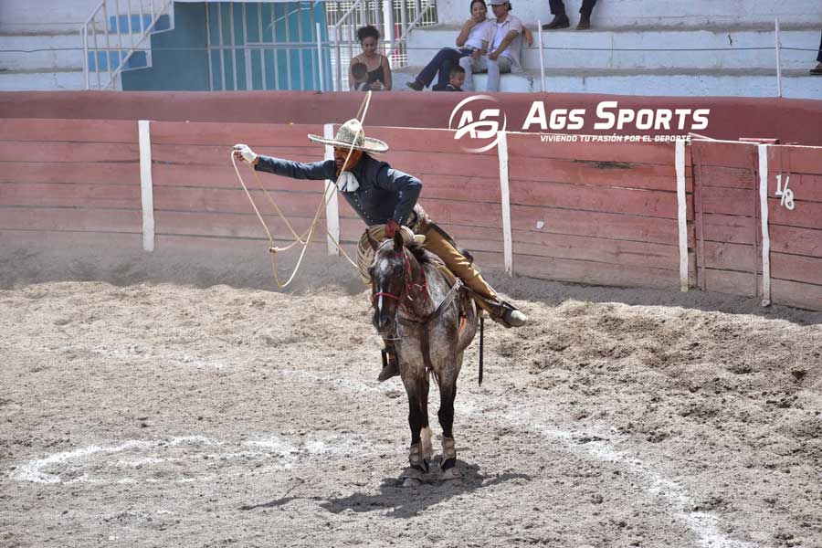 Charros JG se coloca en la cima en la charreada de los Chicahuales 2024