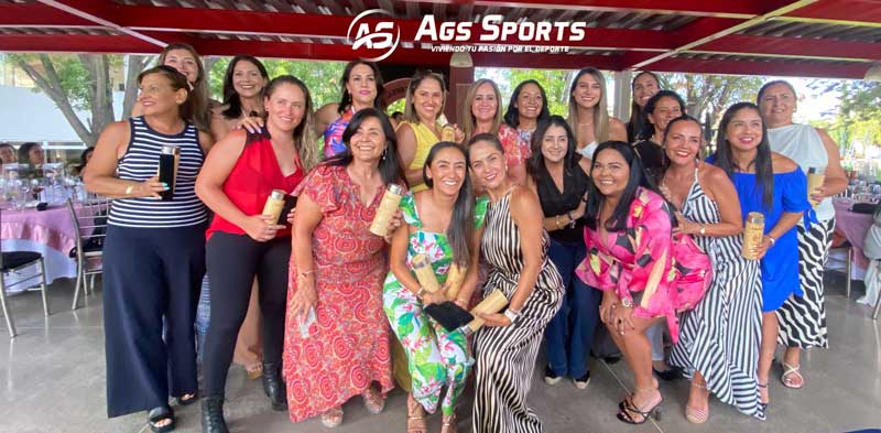 Premiaron a lo mejor del torneo de tenis femenil Avante en Aguascalientes.