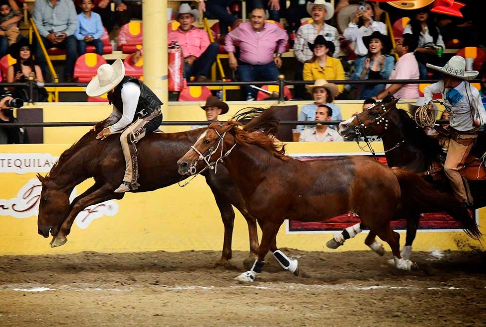 Van Charros y Escaramuzas de Aguascalientes al Campeonato Millonario