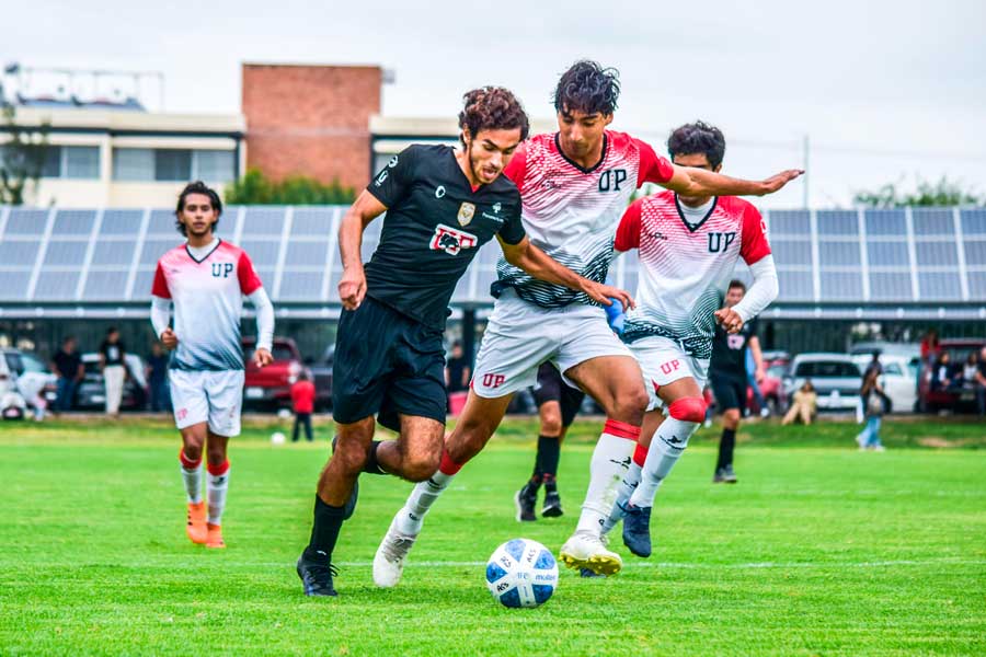 Cae el campeón en casa en el clásico de la Universidad Panamericana en la Conferencia Nacional de CONADEIP.