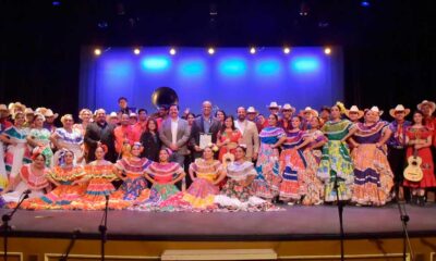 Celebran con éxito el primer aniversario del Ballet Folclórico de Jesús María en el Teatro Morelos