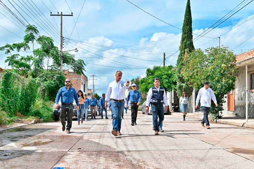 Intensifica Jesús María labores de bacheo con concreto hidraúlico tras fuertes lluvias