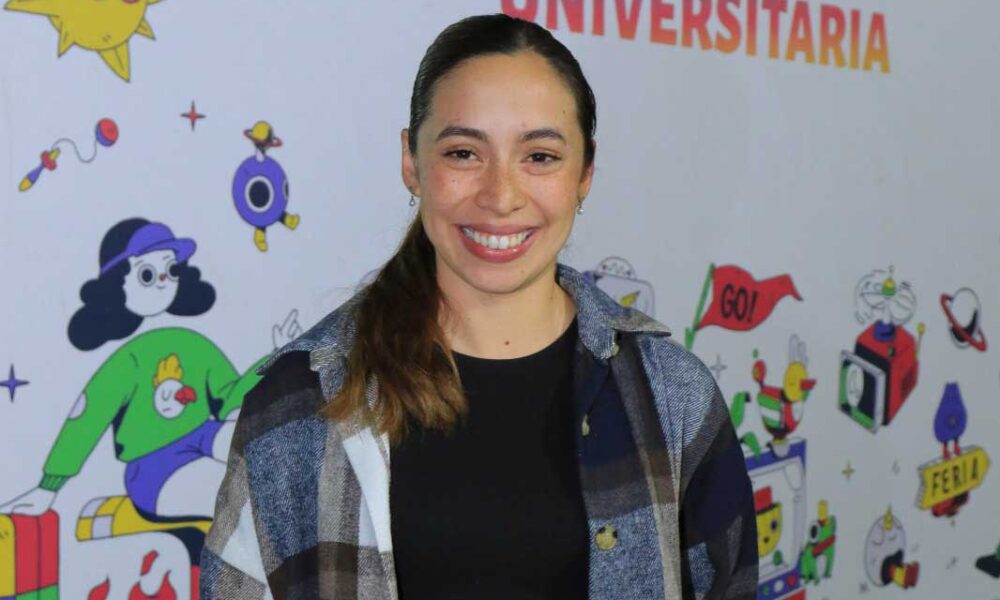 Kenia Villalobos fue la invitada de lujo para la XIX Carrera Universitaria