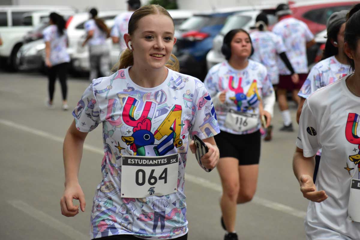 Nutrida estuvo la XIX Carrera Universitaria