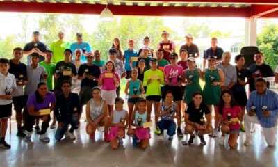 Premian a los campeones del torneo de tenis de Independencia 2024 en Pulgas Pandas