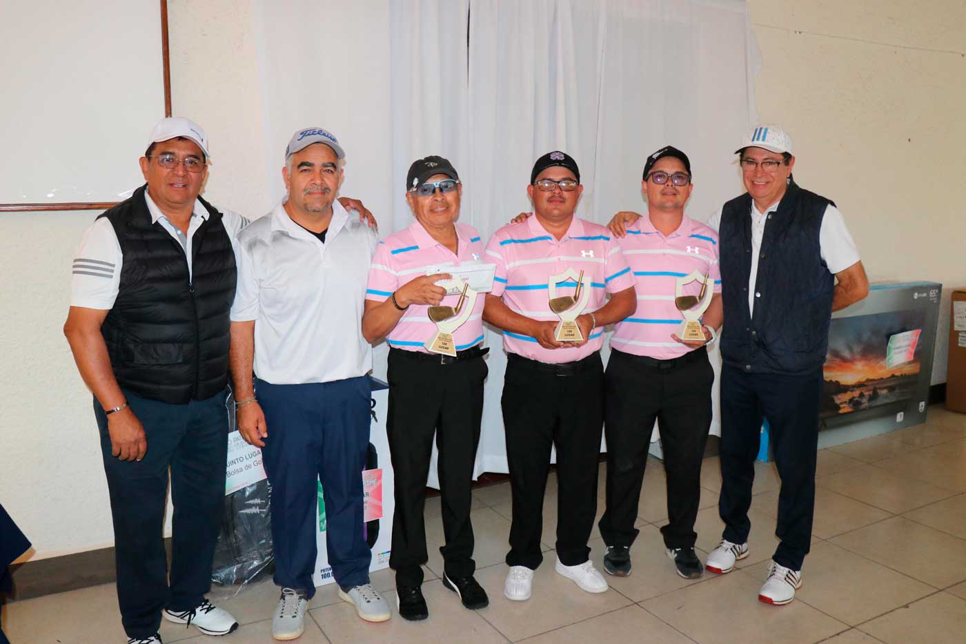 Todo un éxito el torneo Threesome de golf Patrio 2024 en el Club Pulgas Pandas.