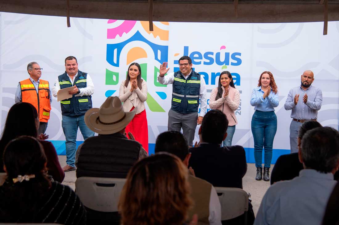 Encabeza César Medina arranque de obra de rehabilitación de red de agua potable en la zona centro de Jesús María