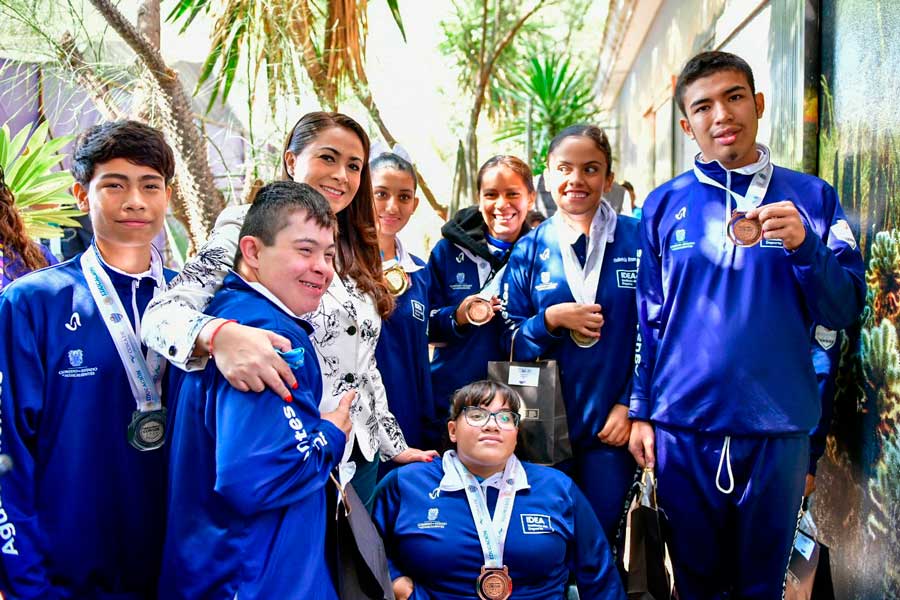 Medallistas hidrocálidos se reunen con la Gobernadora Tere Jiménez de Aguascalientes