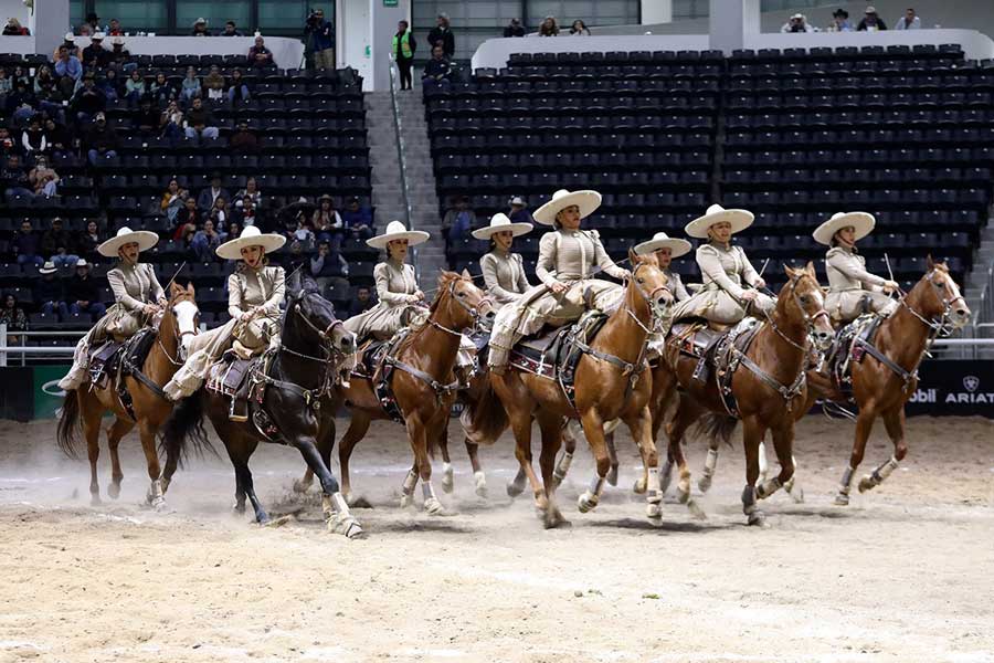 Sanmarqueña se coló al subliderato en el inicio del LXXX Congreso y Campeonato Nacional Charro San Luis Potosí 2024