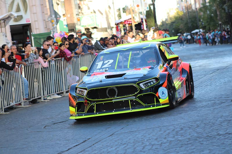 Exitoso resultó el Circuito de Exhibición de Autos Nascar en Aguascalientes