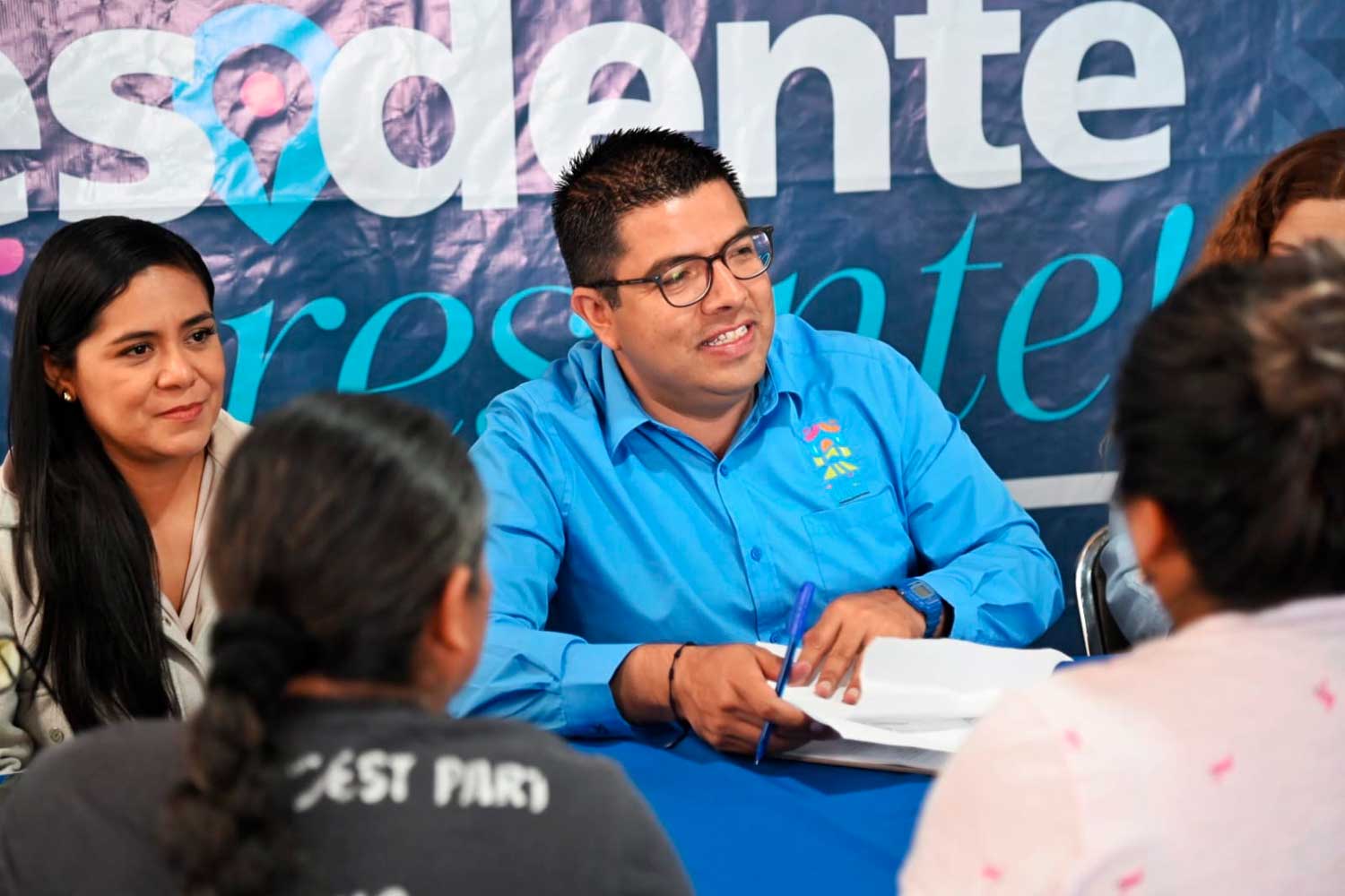 Inicia en Jesús María el programa "Presidente presente"