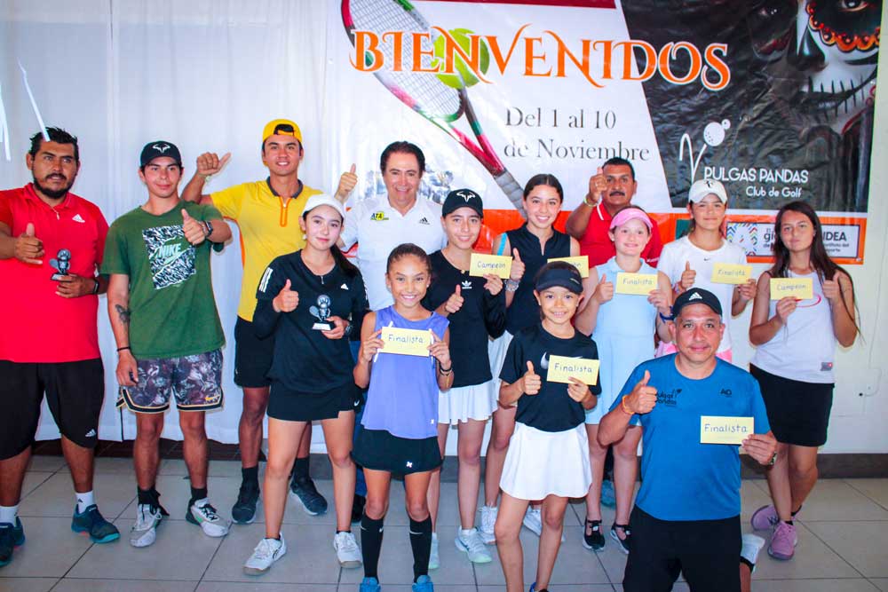 Tenistas del club Pulgas Pandas destacan en el torneo de Calaveras.