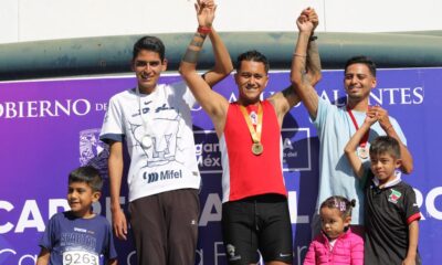 Todo un éxito la carrera Azul y Oro de la UNAM en Aguascalientes