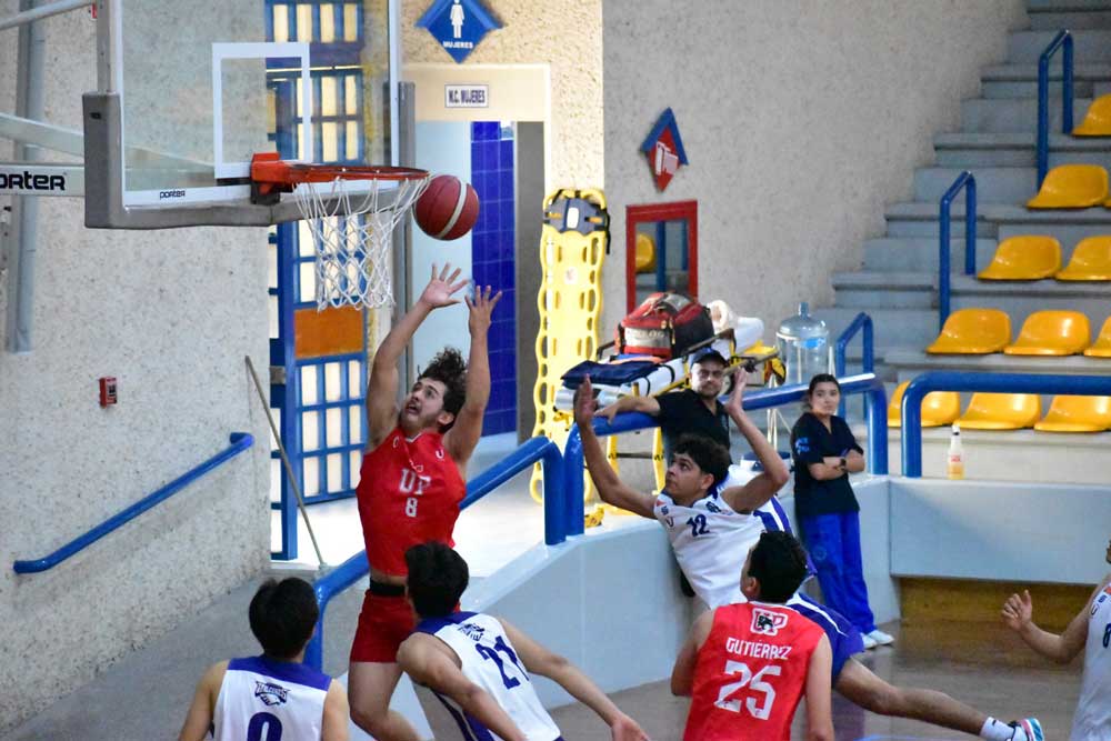 Visita la UP Aguascalientes a la Universidad de Guanajuato en la Liga ABE