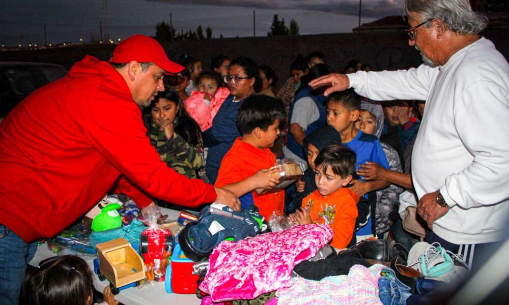 Los Gallos de Aguascalientes y su Academia realizaron una visita especial a la colonia Cumbres III