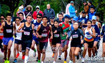 Participa en la carrera selectivo estatal de campo traviesa en el Parque México.