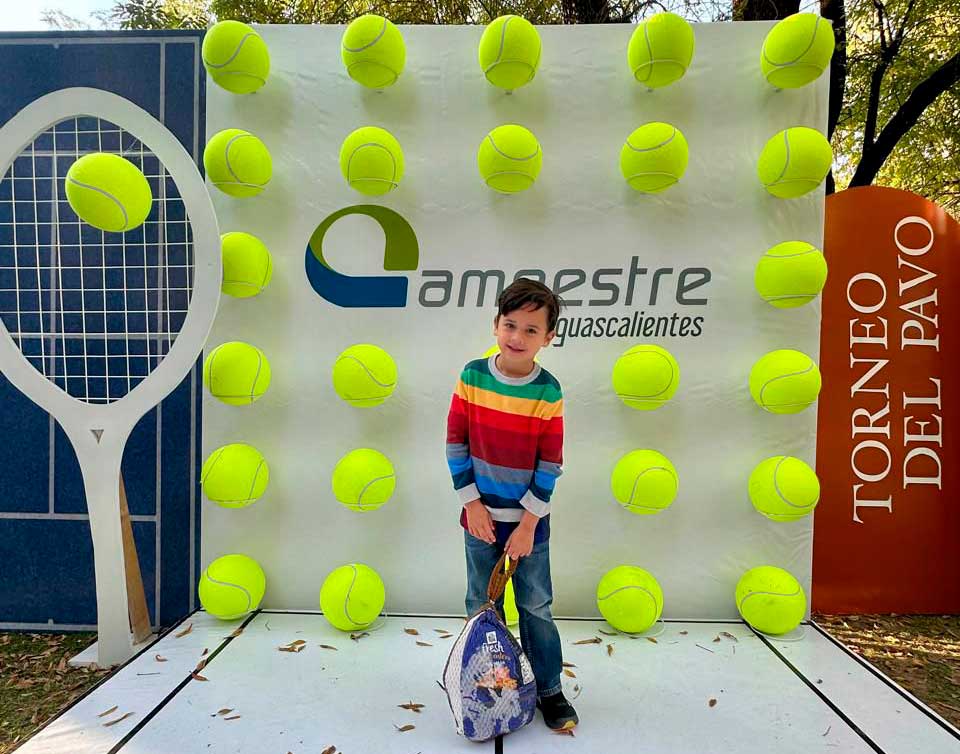 Paulo González Hernández se coronó campeón del torneo de tenis del Pavo 2024 en Aguascalientes