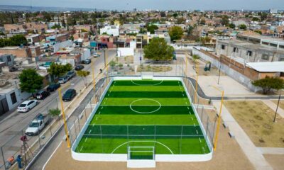 Alcalde de Aguascalientes Leo Montañez entrega cancha de Futbol en el Parque Villas del Oeste