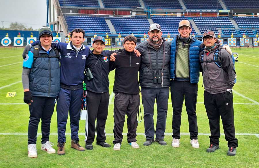 Atletas de Aguascalientes participan en el Selectivo Nacional de Tiro con Arco