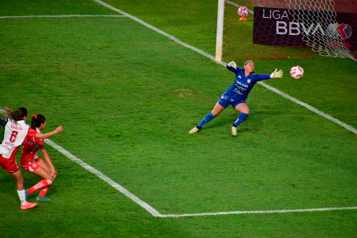 Chivas Femenil domina a Centellas en el Estadio Victoria con una victoria contundente de 3-0 en el Clausura 2025