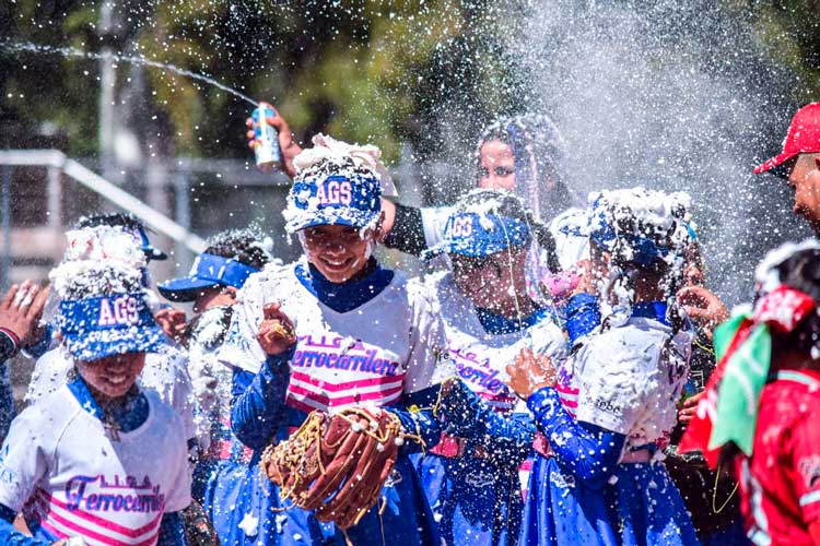 Aguascalientes y Chihuahua se convirtieron en los campeones de la Segunda edición del torneo de beisbol femenil