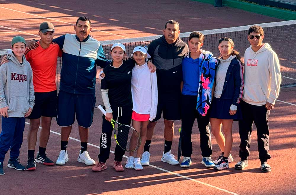 Gran actuación de los tenistas del club Pulgas Pandas en el torneo Infantil y Juvenil 2025