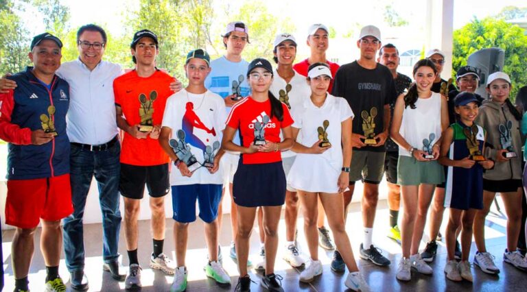 Tenistas de Pulgas Pandas destacan en el torneo de la Amistad 2025