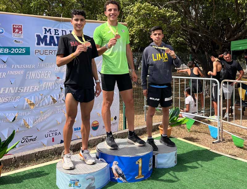 Atleta de la UAA triunfa en el Circuito Atlético de Puerto Vallarta