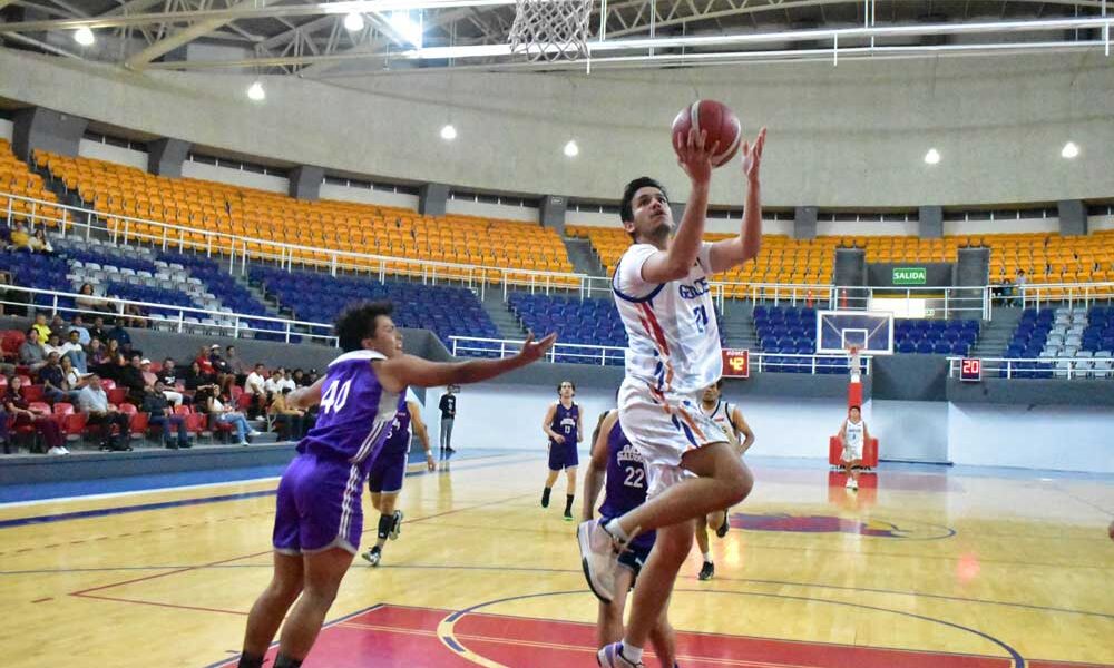 Gallos de la UAA visitan a las Águilas de la UASLP en la Liga ABE