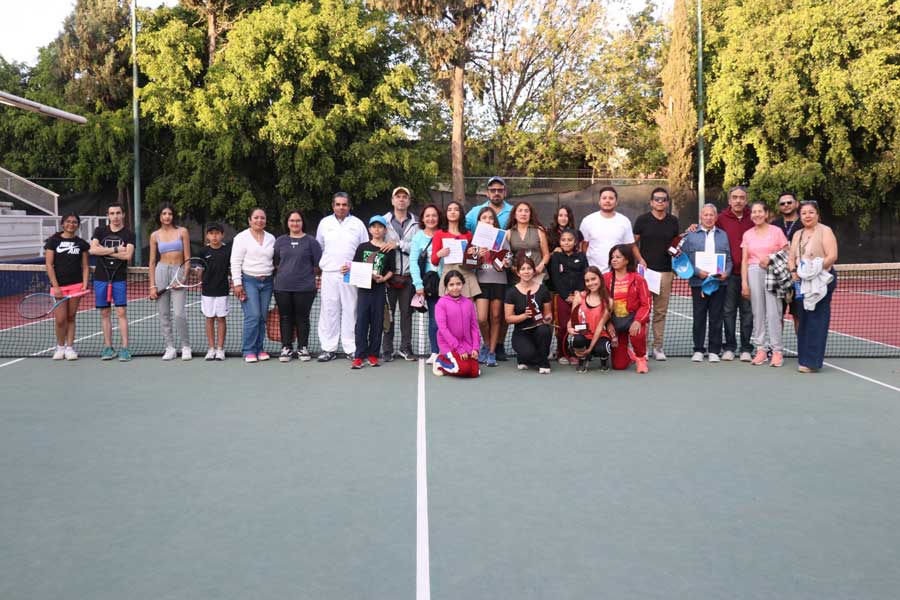 Premian a los campeones de la Copa Tricolor de Tenis IDEA 2025